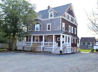 35 Rumson Rd, Rumson, NJ 07760