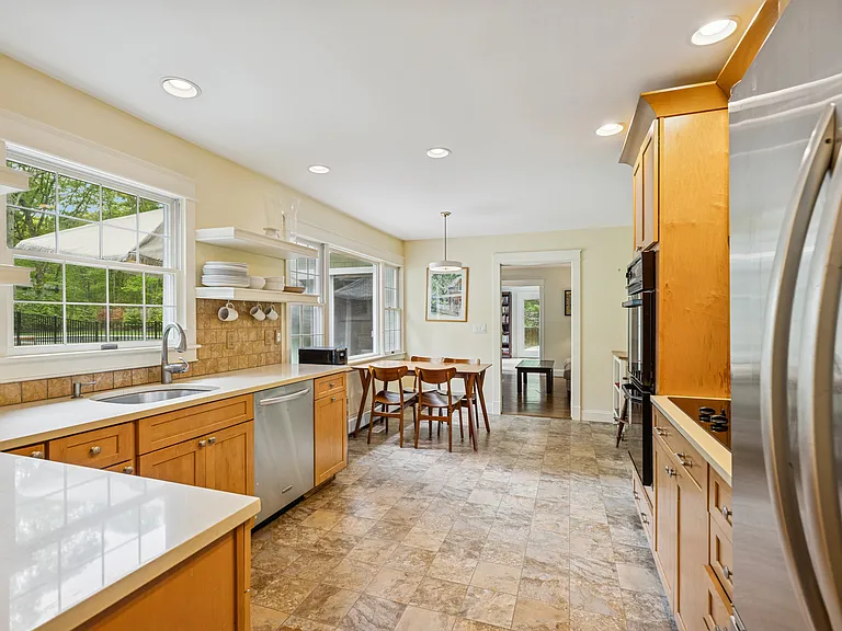 38 Brander Pkwy — Photo 13