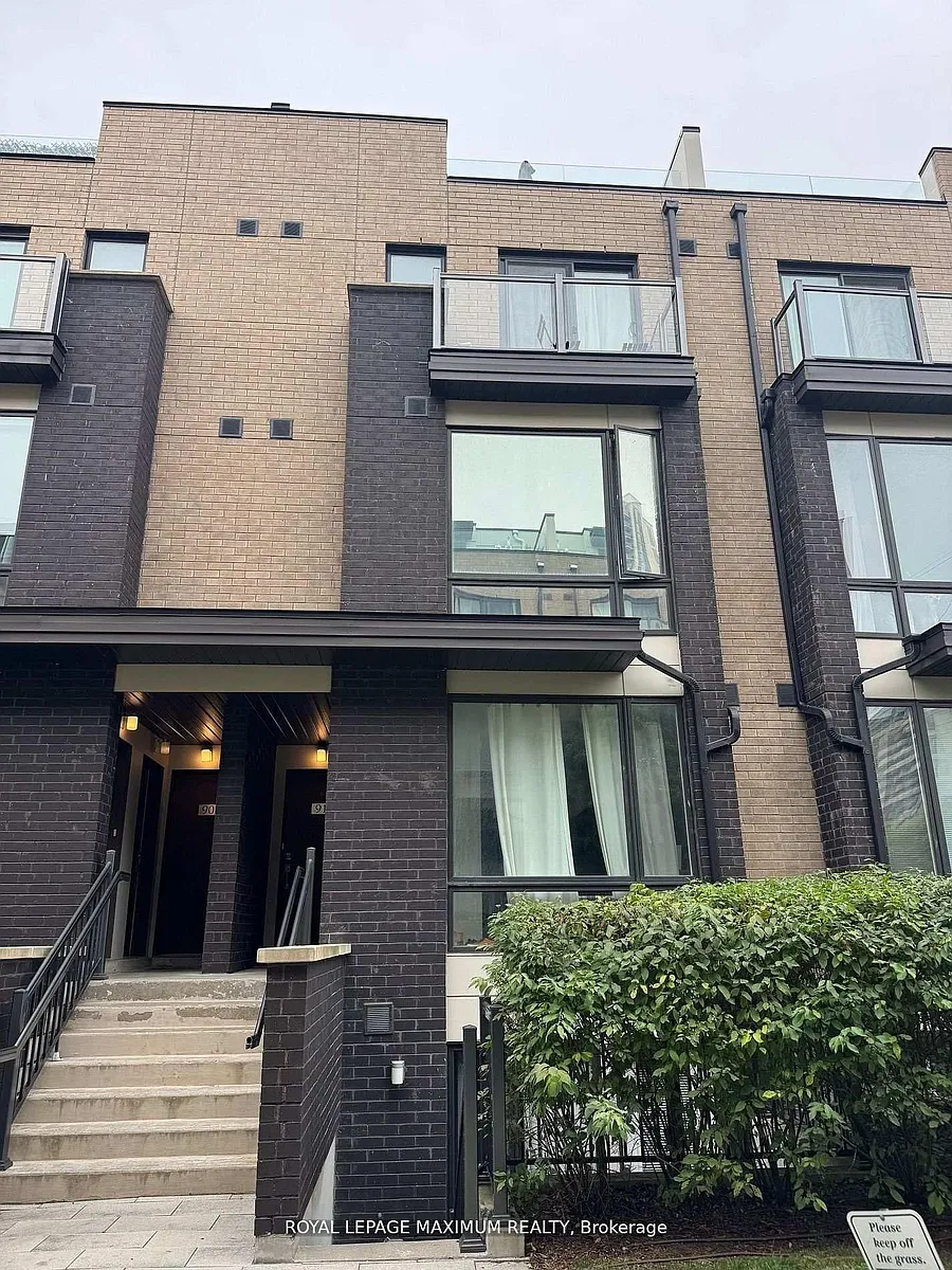 Building Photo - 30 Fieldway Rd #92