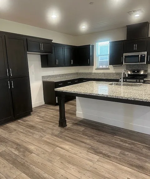 5117 Julia Berger Cir — Photo 2