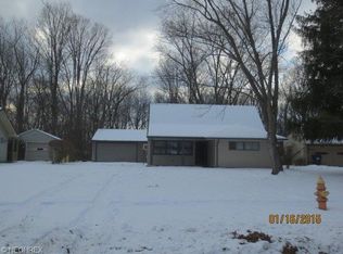 4243 Woodmere Dr, Youngstown, OH