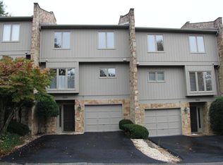 3550 Londonderry Ln SW, Roanoke, VA 24018