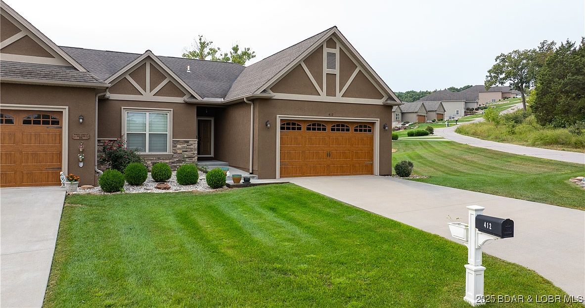 412 Country Ridge Dr