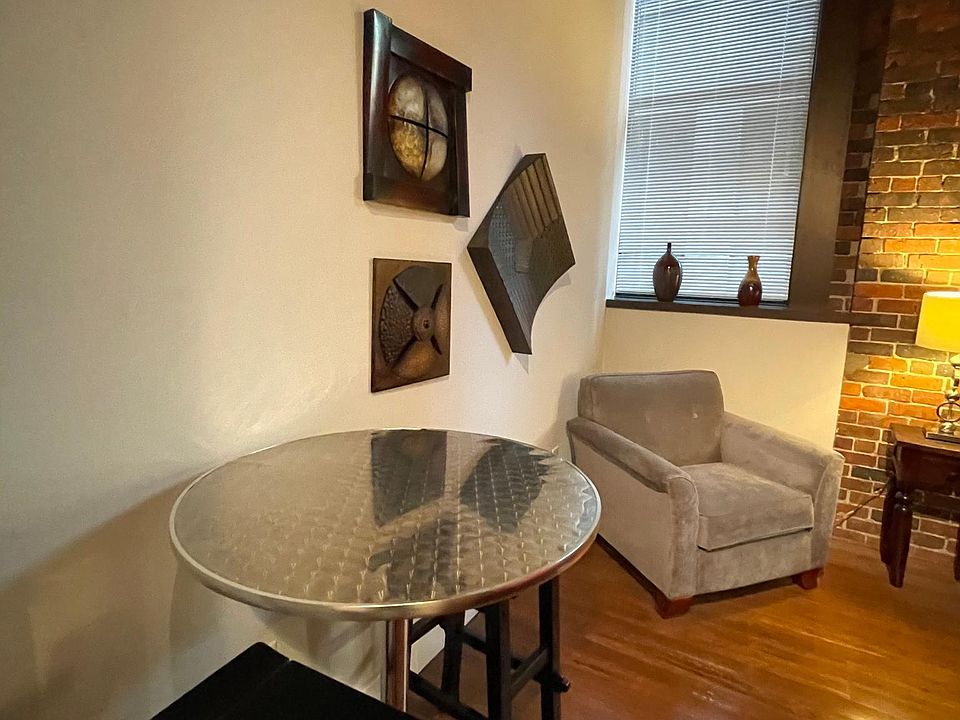 1st image of 1001 Cherry St #101