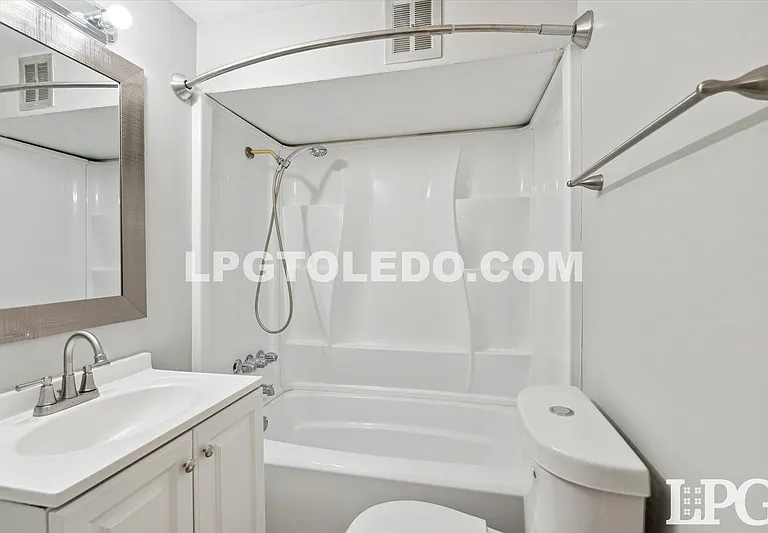 3145 Sherbrooke Rd — Photo 14