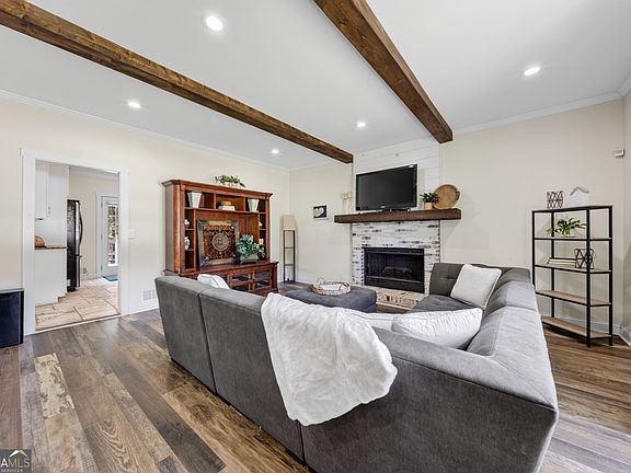 5th image of 2872 Summit Crest Ln