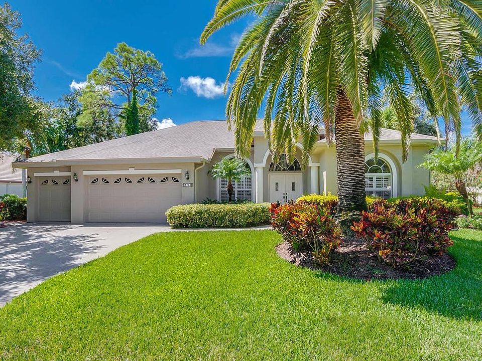 1st image of 8704 Woodbriar Dr