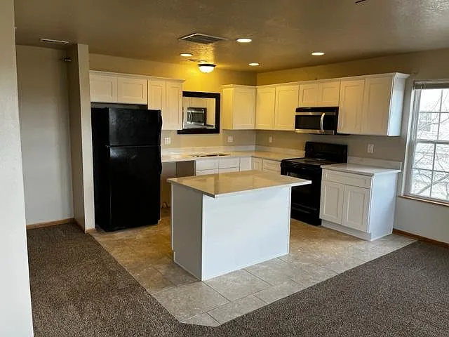 2150 NE 18th St #15 — Photo 4