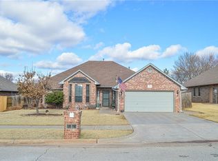 13 NW 160th St, Edmond, OK 73013
