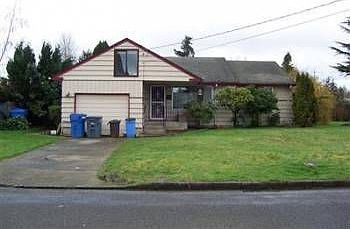 1st image of 610 11th St SE