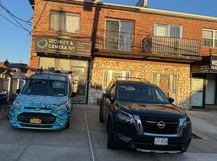 7511 164th St, Fresh Meadows, NY 11366