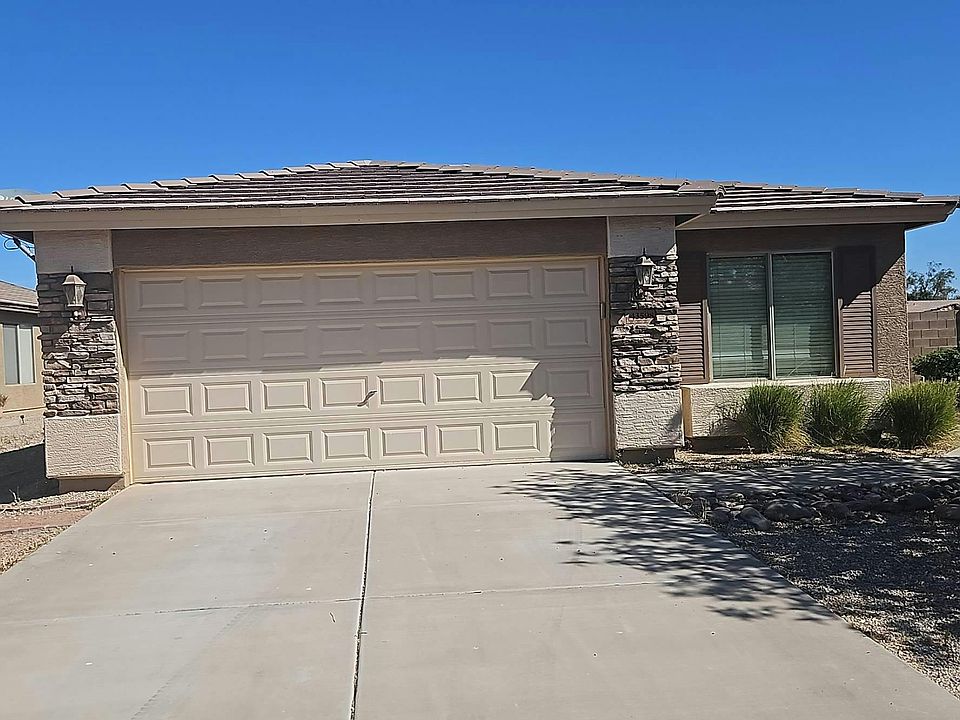 1st image of 43598 W Elm Dr