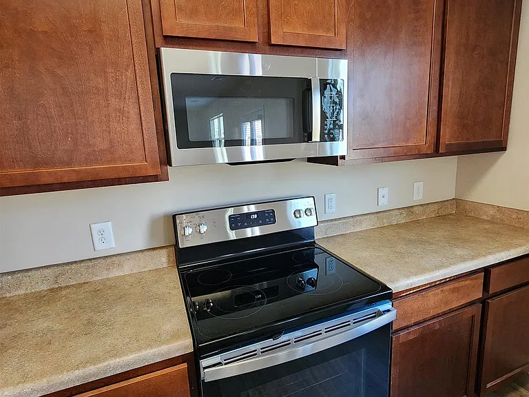 223 Flowing Meadows Dr — Photo 11
