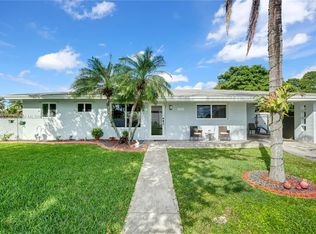 17020 SW 118th Pl, Miami, FL 33177