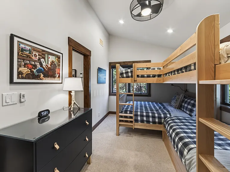 532 McKinney Rd — Photo 27