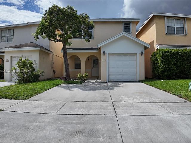 1st image of 4053 Eastridge Dr