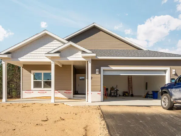 48 Goshawk Cir, Gaylord, MI 49735