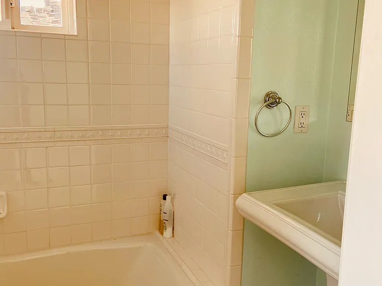 2995 Calle Gaucho #A — Photo 6