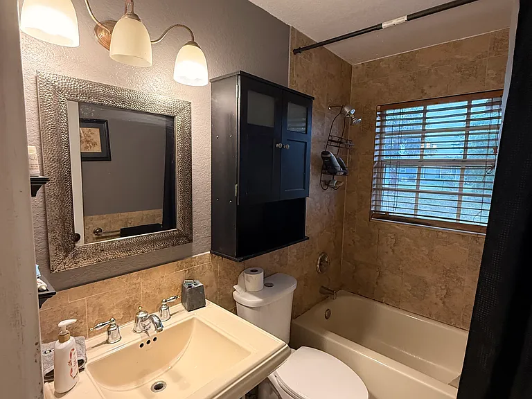 4512 Kilmer Ct — Photo 13