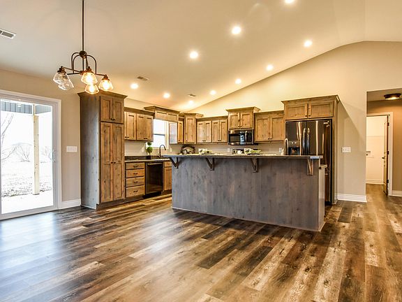 4th image of 9577 Tasha Ln