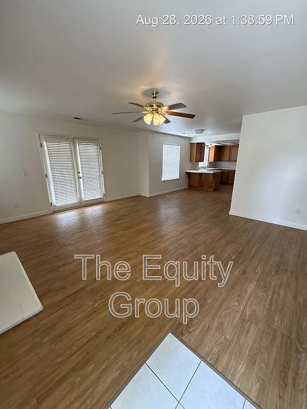 2 bed, 2.0 bath, 1200 sqft, $1,700 — Photo 2