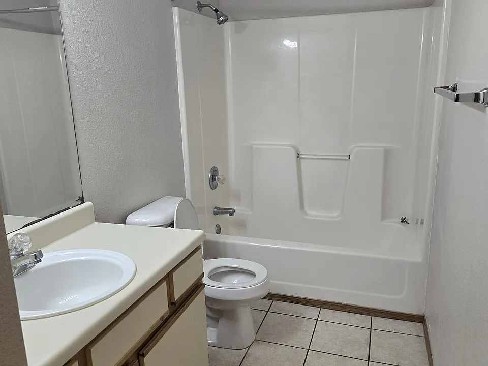 Main bathroom