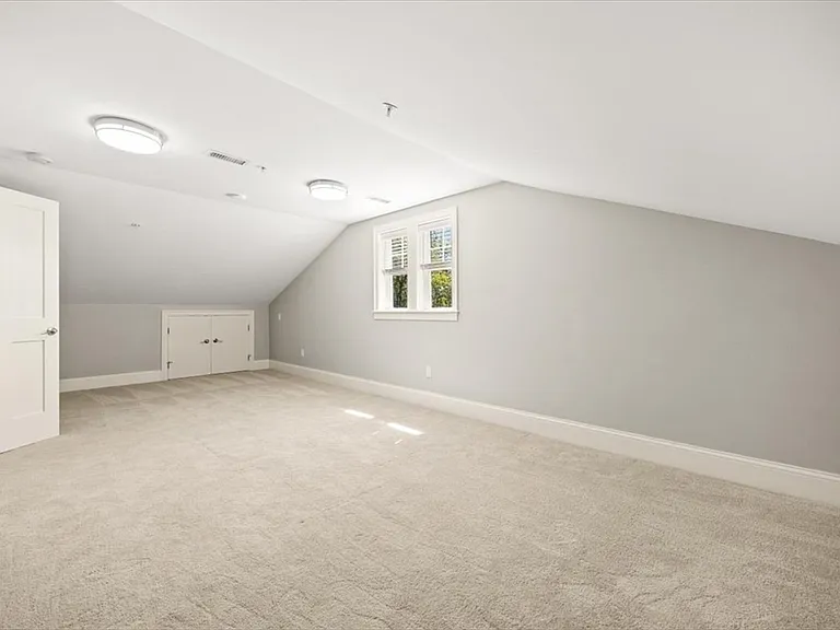 20 Dalby St #20 — Photo 30