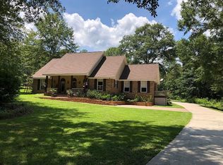 247 Crystal Crk, Hattiesburg, MS 39402