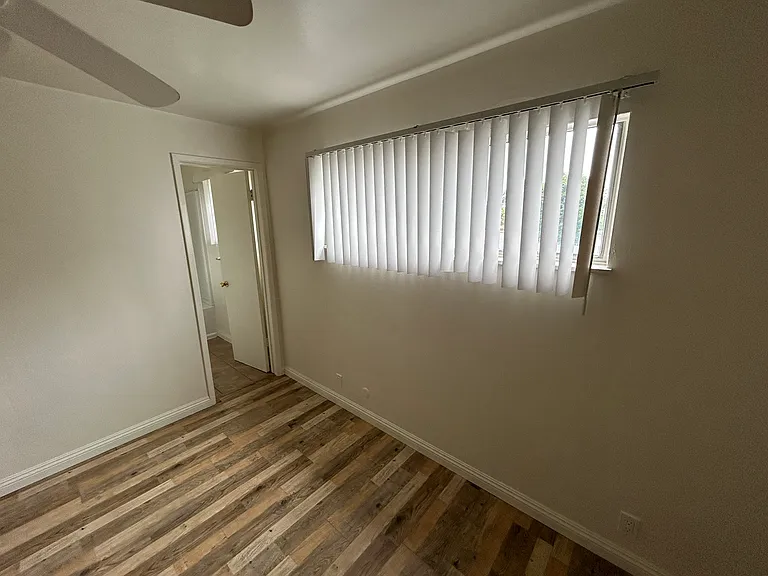 2820 Madison St #6 — Photo 17