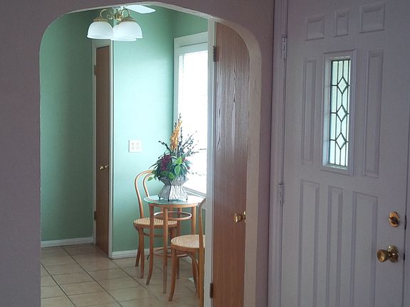 Love the arches & doors