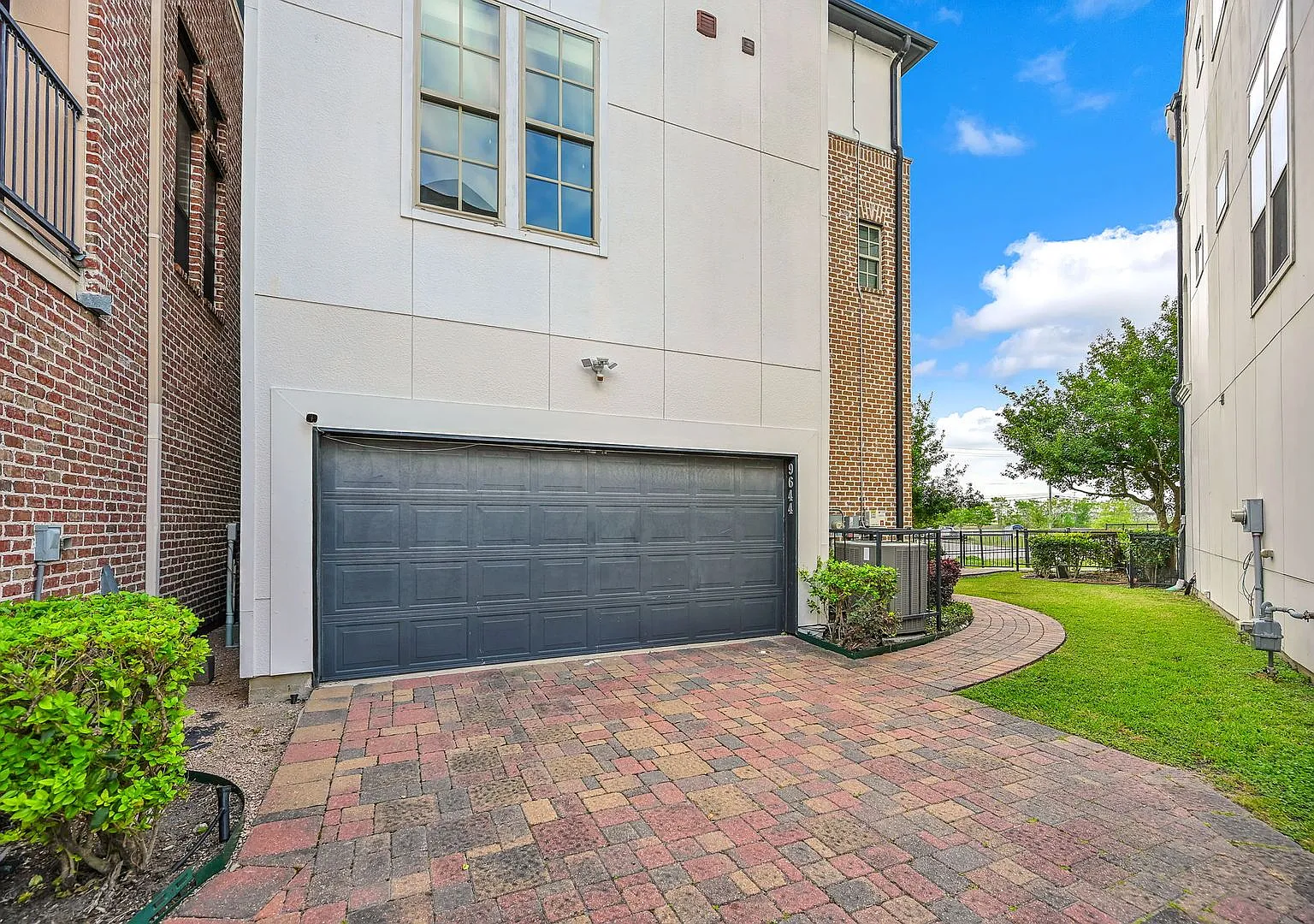 Stunning Patio Home for Lease | 4 Bed, 3.5 Bath | 2,922 Sq Ft | Fannin Station | — Photo 4
