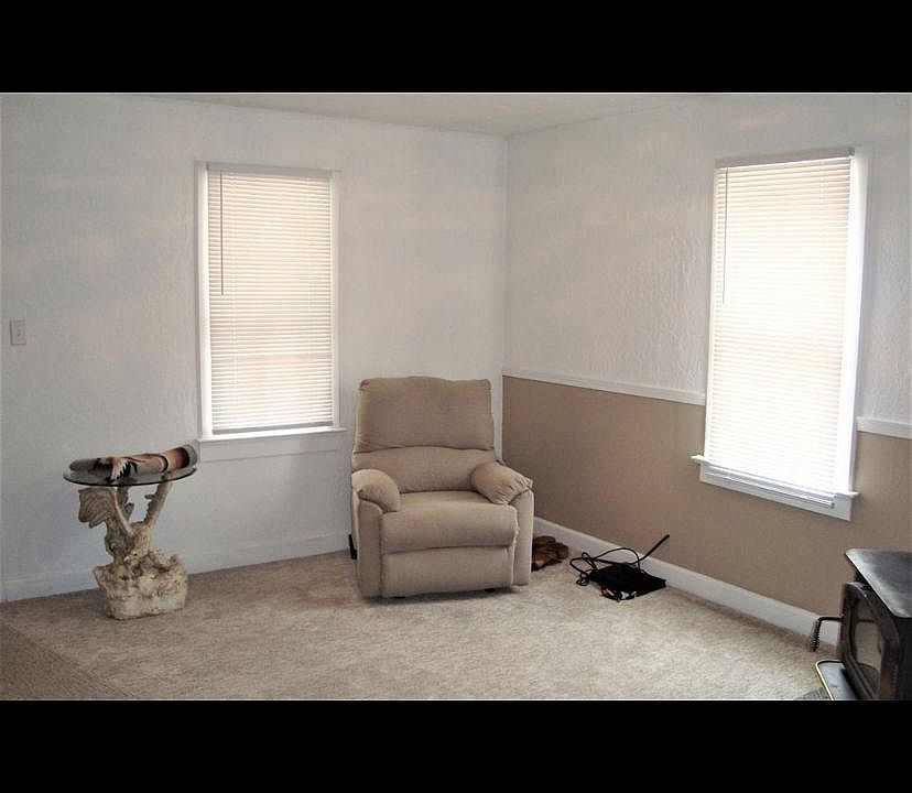 1st image of 213 N Lincoln St