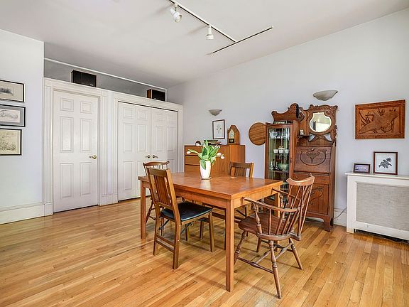 4th image of 498 11th St APT 1