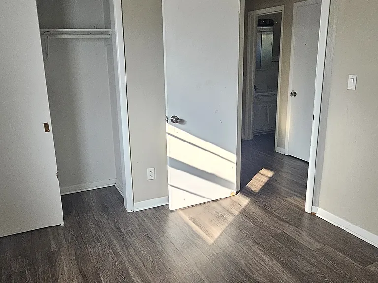 2132 Waterloo Rd #1 — Photo 9