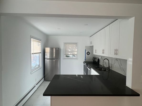 47 Washington Ave N #2A