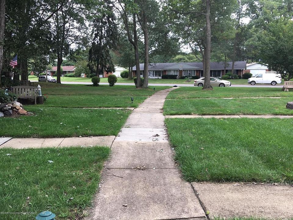 2nd image of 435C Picardy Ct #100C