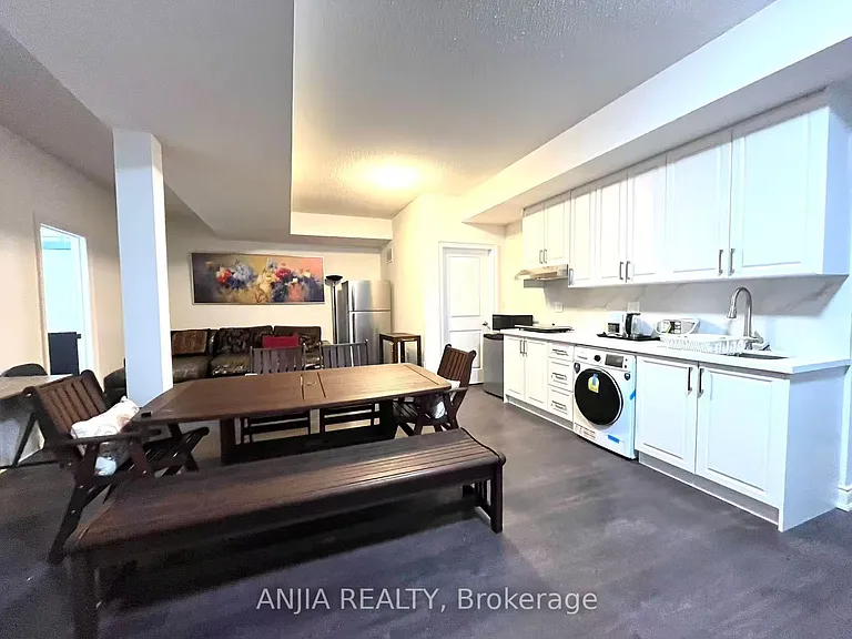 199 Canyon Hill Ave — Photo 2