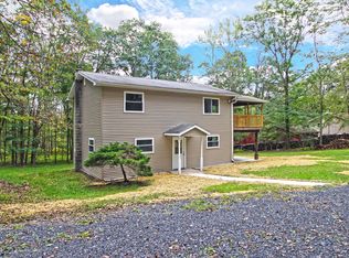 672 Cherry Lane Rd, East Stroudsburg, PA 18301