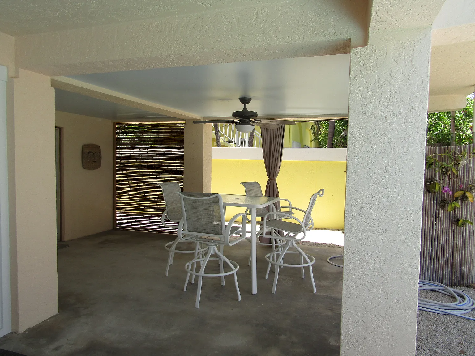 3 bed, 1390 sqft, $8,800 — Photo 3