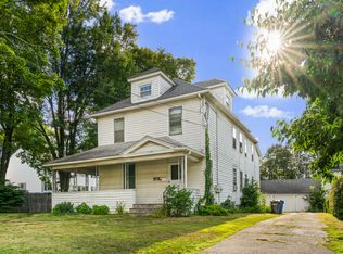 72 Pine St, Manchester, CT 06040