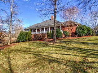 1002 Hunters Ln, Ashland City, TN 37015