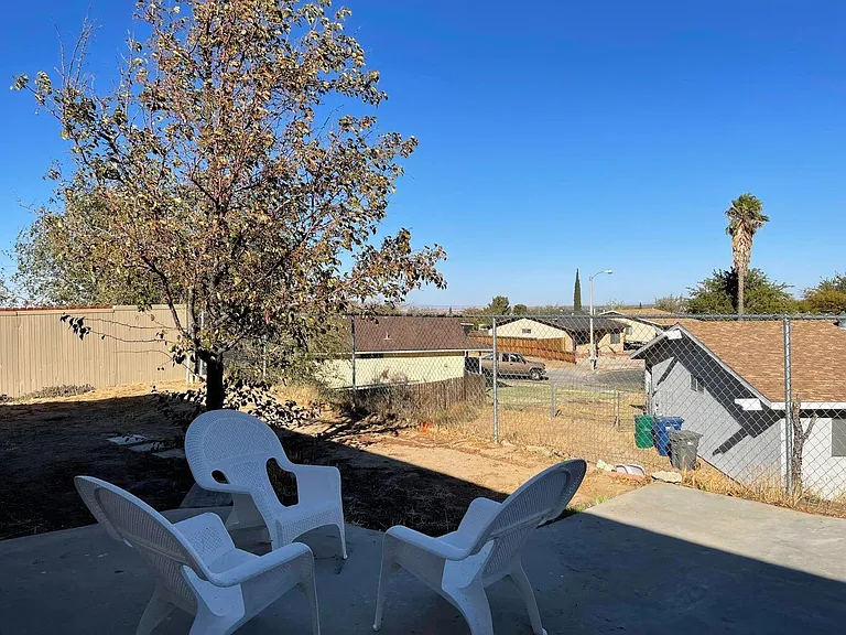 42030 Thornbush Ave — Photo 11