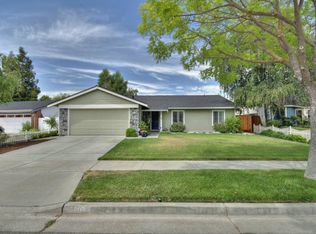 9207 Solana Dr, Gilroy, CA