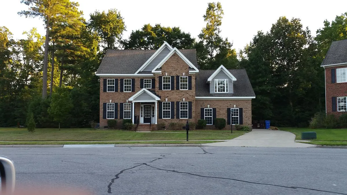 4 bed, 3.5 bath, 3100 sqft, $3,625 — Photo 1