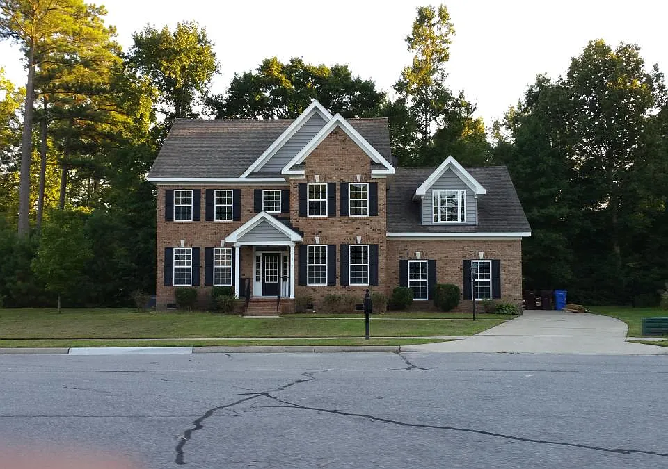 919 Riley Dr