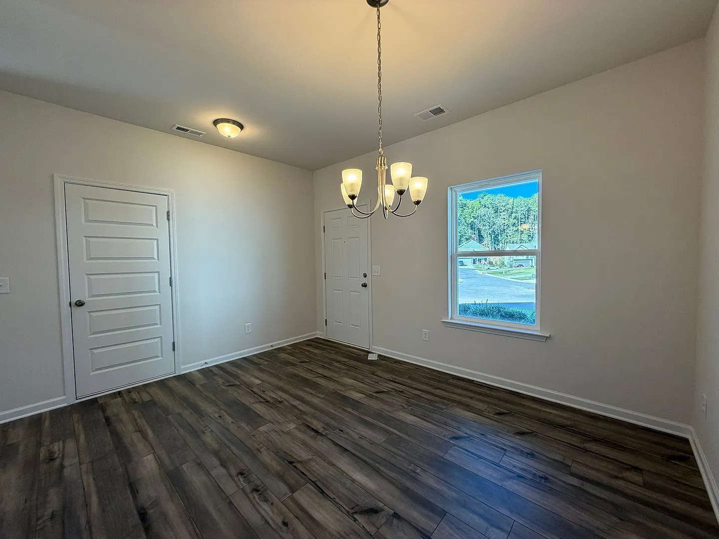 Brand New 4/2.5 House in West Rome- $2,195 — Photo 3