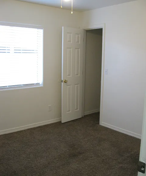 3458 N Diamond St — Photo 13