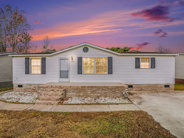 3393 N Pointe Blvd., Little River, SC 29566