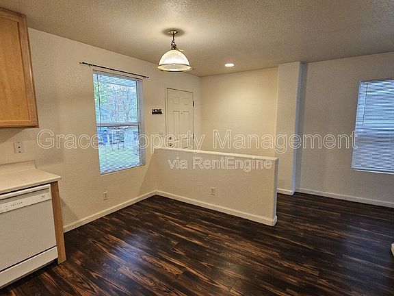 3rd image of 11016 Claude Ct