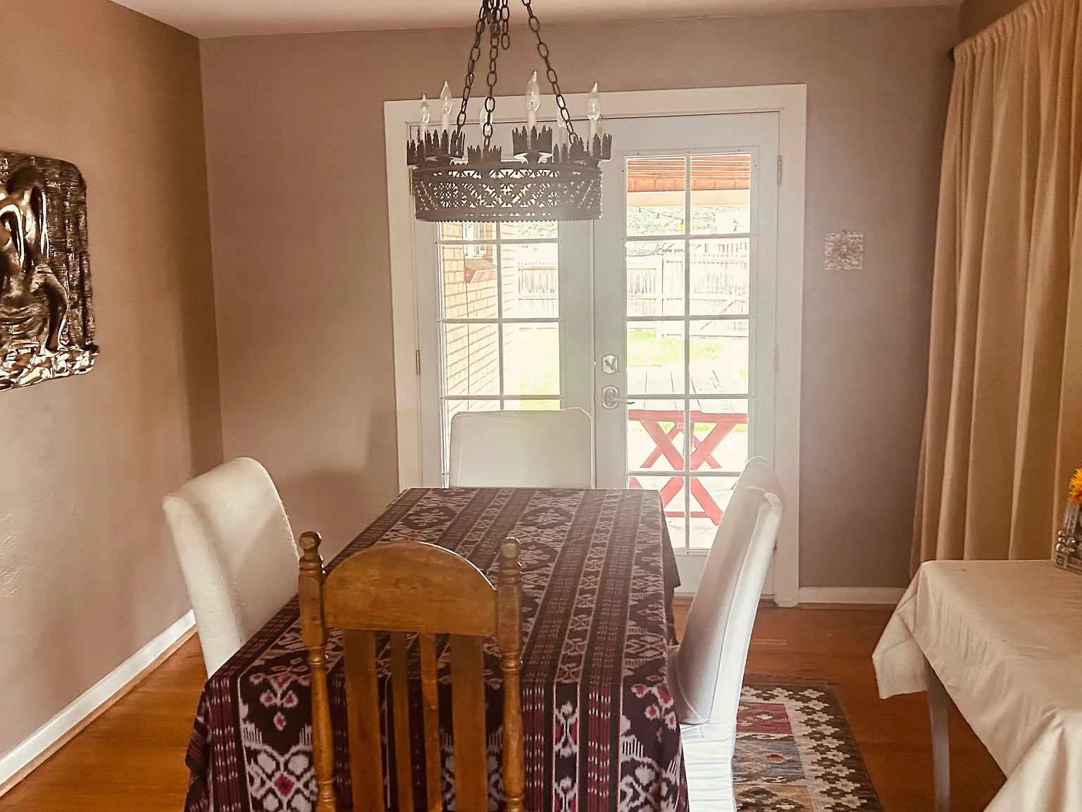 3 bed, 1274 sqft, $3,700 — Photo 2